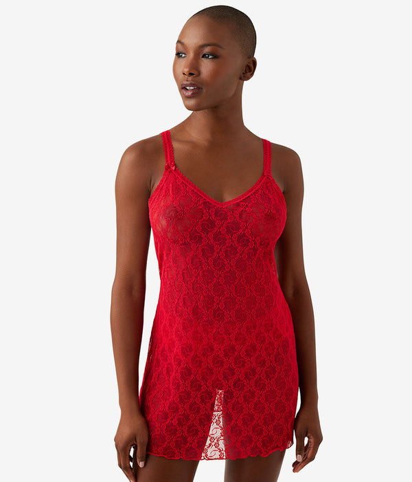 Lace Kiss Chemise: Crimson Red