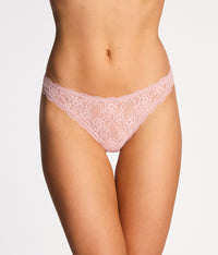 Effortlessly Lace Thong: Blush Pink