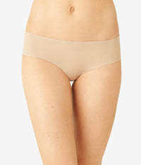 b.bare Cheeky: Au Natural