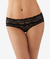 Lace Kiss Hipster: Night