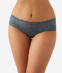Lace Kiss Hipster: Stormy Weather