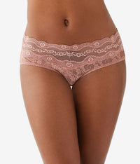 Lace Kiss Hipster: Burlwood