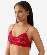 Feeling Famous Bralette: Chili Pepper/Biking Red