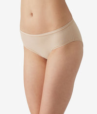 Future Foundation Hipster: Au Natural