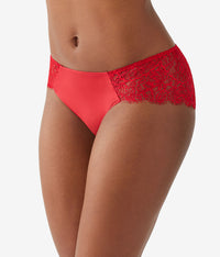 It's On Hipster: Savvy Red