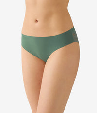 b.bare Cheeky: Cilantro