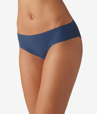 b.bare Cheeky: Crown Blue