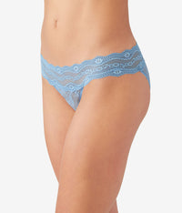 Lace Kiss Bikini: Allure