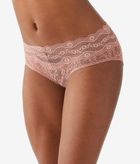 Lace Kiss Hipster: Burlwood