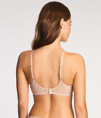 Effortlessly Lace Underwire Bra: Au Natural