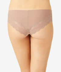 b.bare Cheeky: Antler